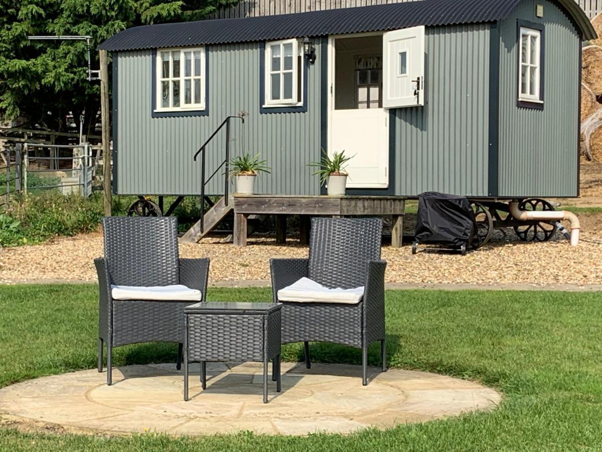 Weatherhead Farm Shepherds Hut Villa Buckingham Exterior foto