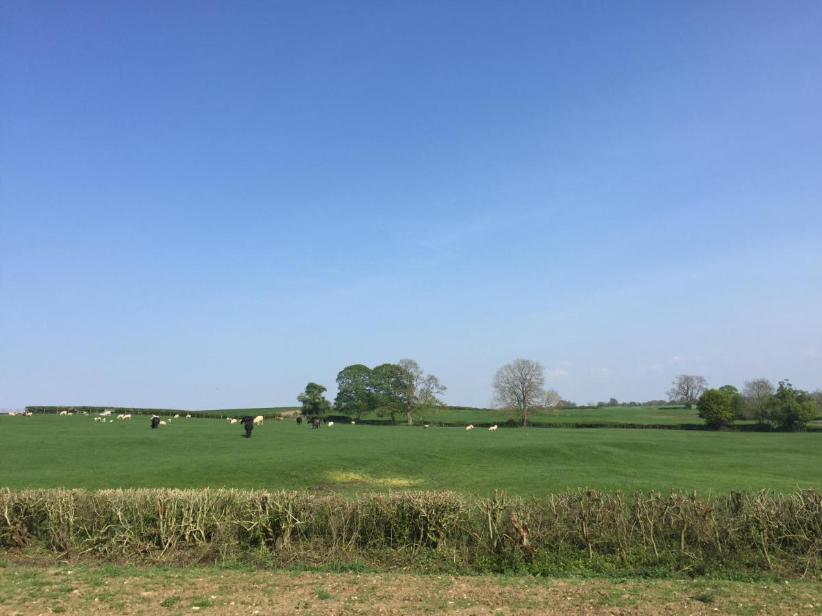 Weatherhead Farm Shepherds Hut Villa Buckingham Exterior foto