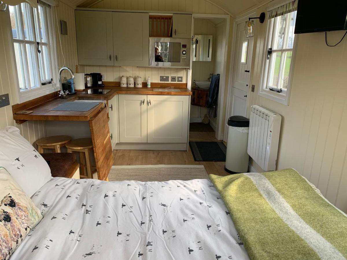 Weatherhead Farm Shepherds Hut Villa Buckingham Exterior foto