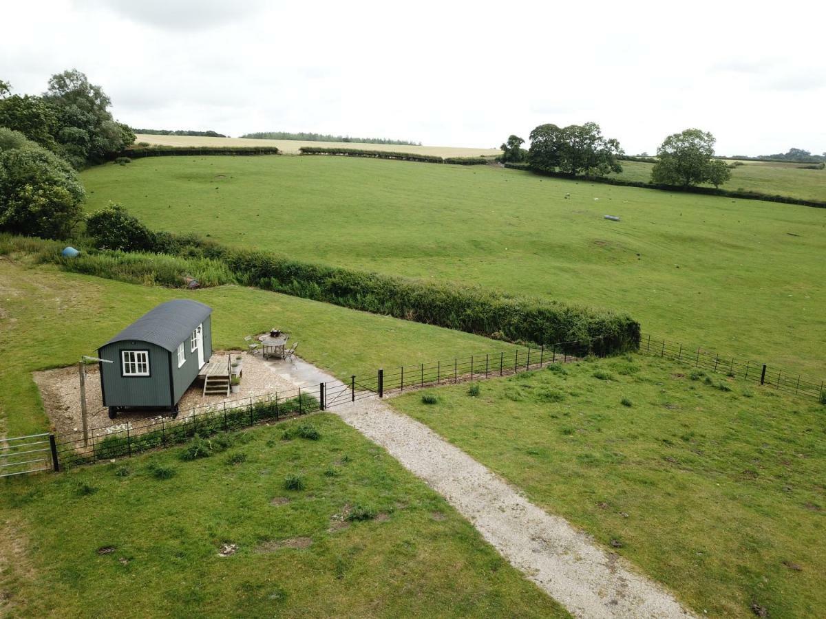 Weatherhead Farm Shepherds Hut Villa Buckingham Exterior foto